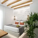 Kamvas Deluxe * Naxos City