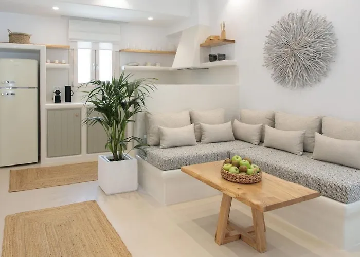 Kamvas Deluxe Naxos City