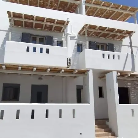 Kamvas Deluxe Naxos City