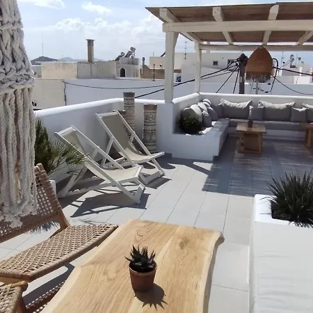Kamvas Deluxe Apartment Naxos City